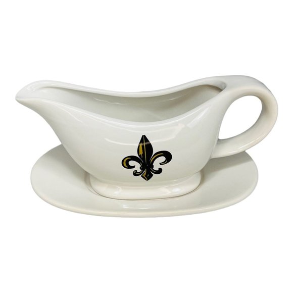 Coushatta Casino Resort Fleur de Lis Design Gravy Boat and Platter Set - Picture 1 of 9